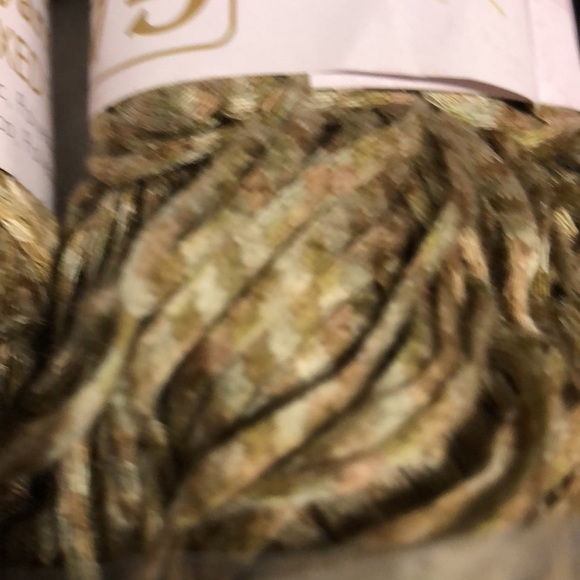 ALL NEW YARN BROWN TONES - Picture 4 of 7